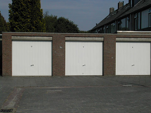 Garageverhuur Venlo: garages huren in Venlo: Garagebox op locatie 1